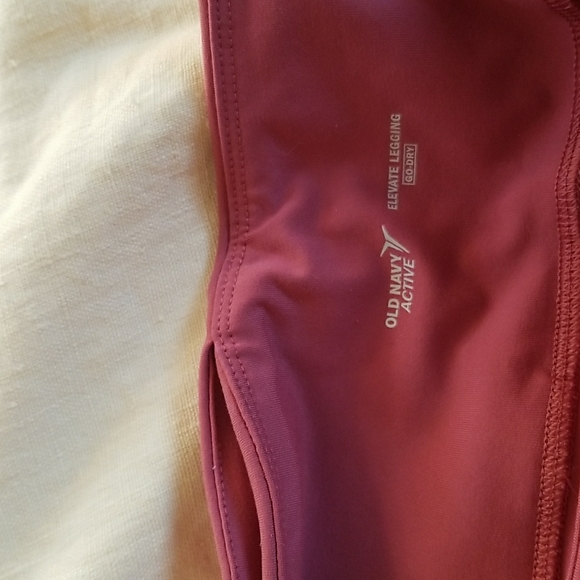 OldNavy Elevate Legging, Med Petite - Picture 4 of 7